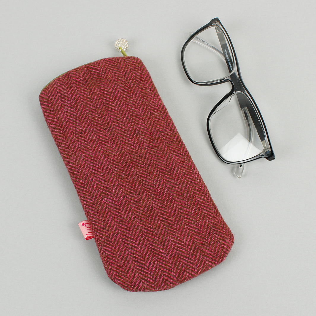 Herringbone Glasses Purse