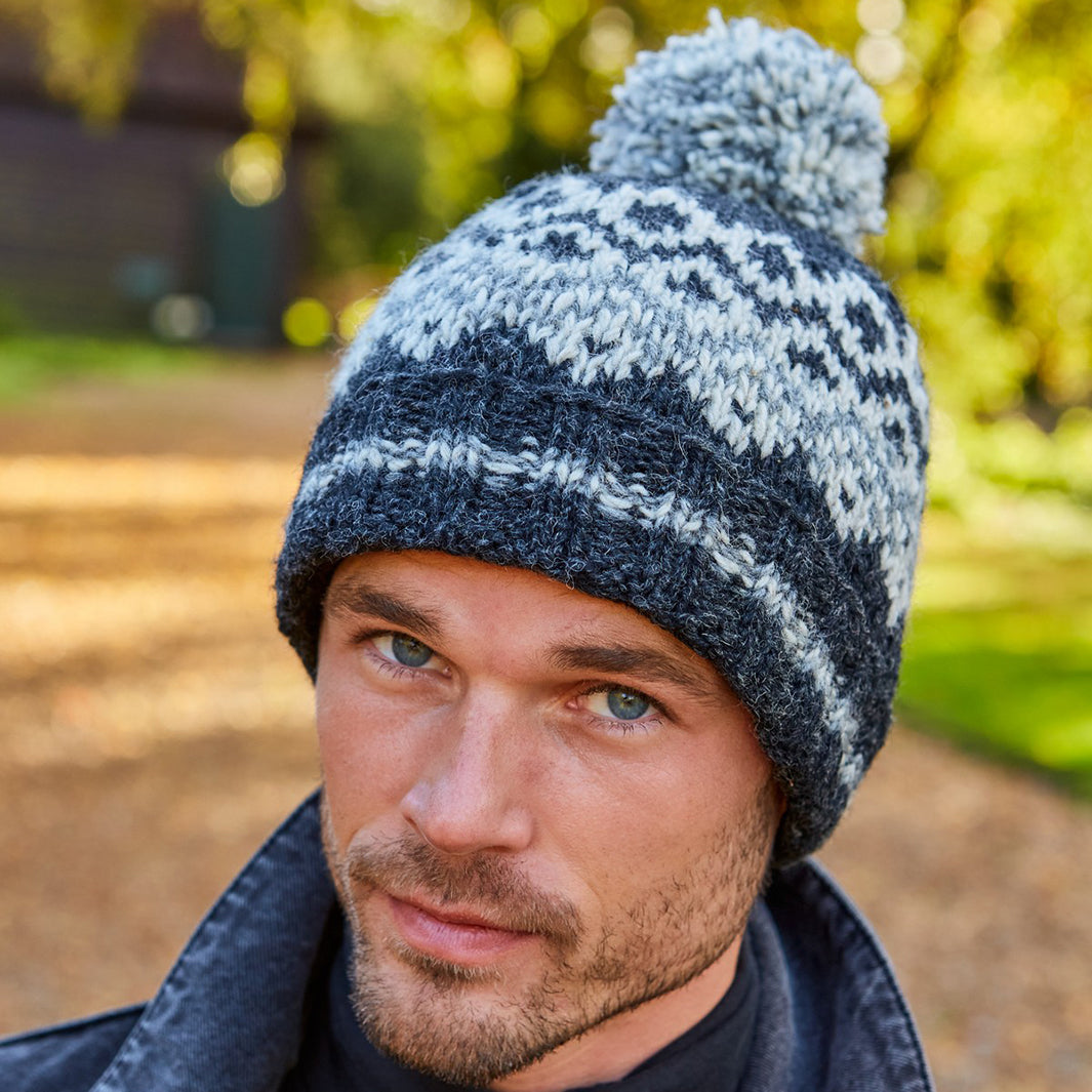 Men's Jorvik Bobble Beanie - Charcoal