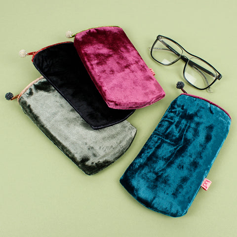 Velvet Glasses Purse