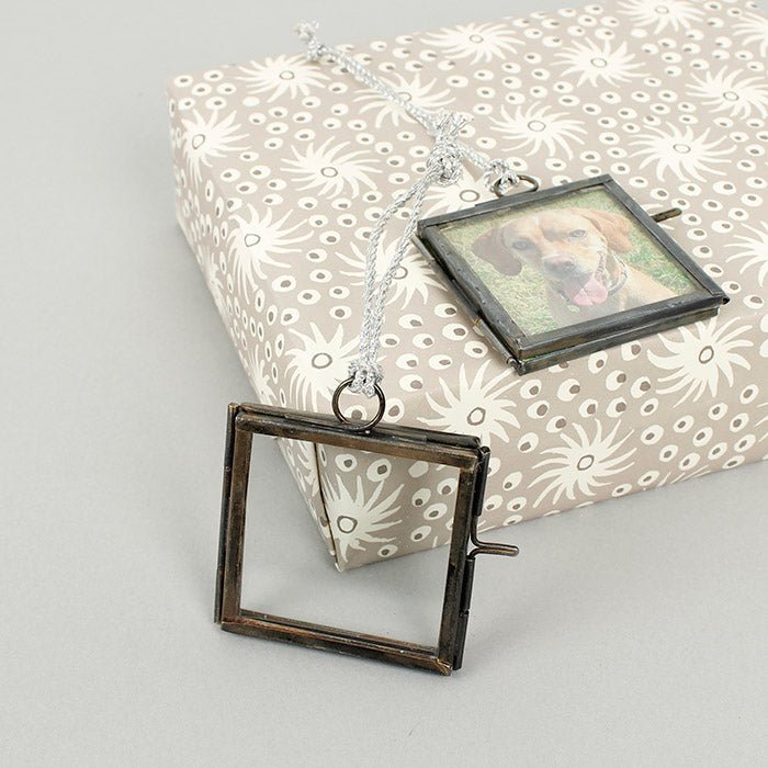 Alia Mini Hanging Photo Frame - Square - Green Tulip