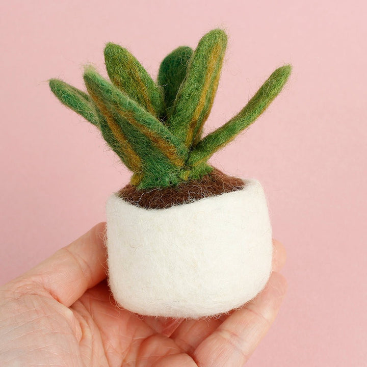 Felt Miniature Pot Plant - Green Tulip