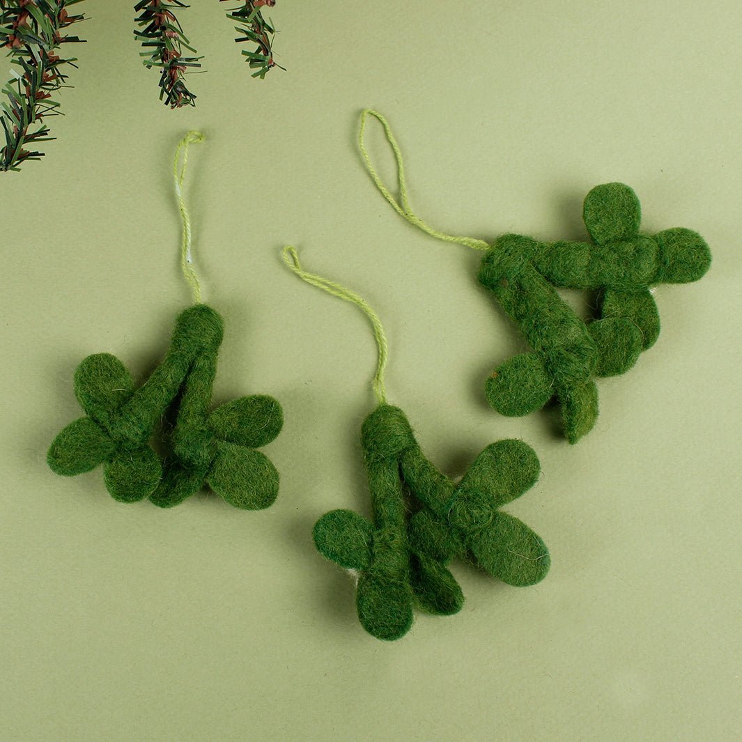 Mini Felt Mistletoe Sprig - Set of 3 - Green Tulip