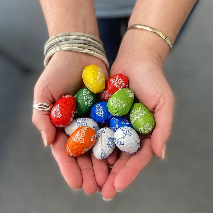 Mixed Pouch of 20 Egg - stra Special Chocolate Eggs - Green Tulip