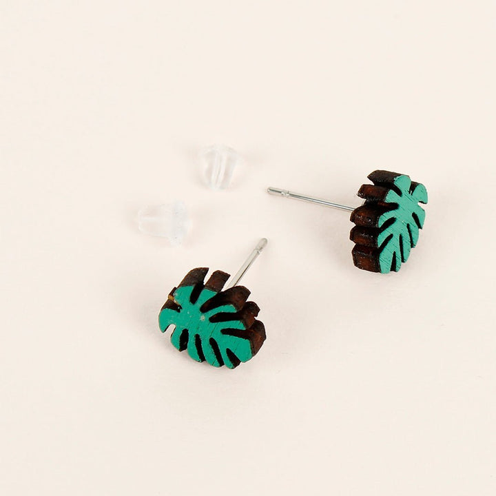 Monstera Leaf Wooden Stud Earrings - Green Tulip