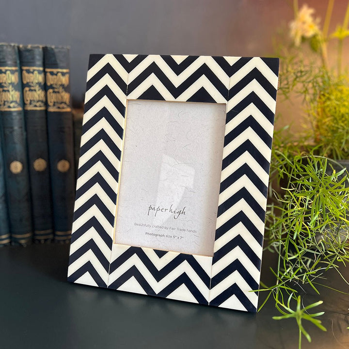 Neha Black Chevron Photo Frame - 5" x 7" - Green Tulip