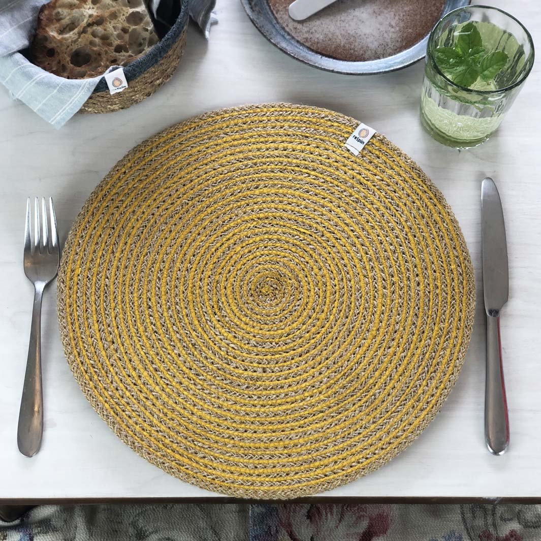 *NQP* Spiral Jute Tablemat - NATURAL/YELLOW - Green Tulip