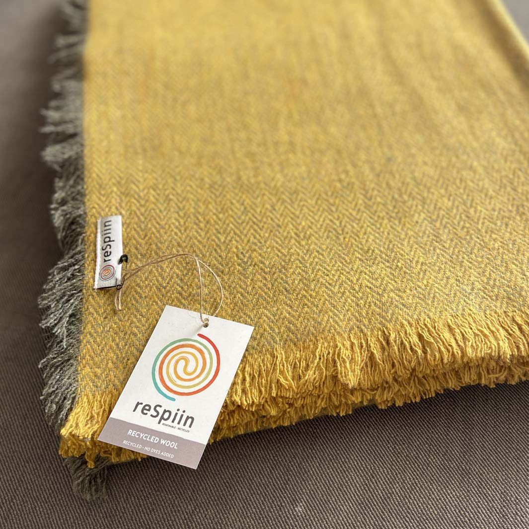 Recycled Wool Throw - 130cm x 170cm - Saffron - Green Tulip