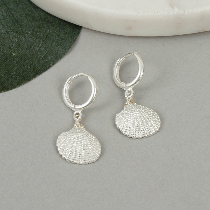 Silver Plated Earrings - Drop Seashell - Green Tulip