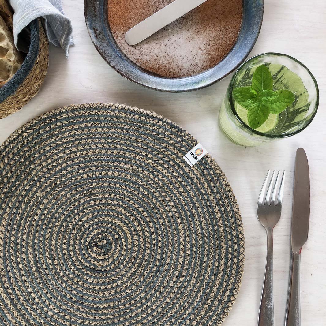 Spiral Jute Tablemat - Green Tulip