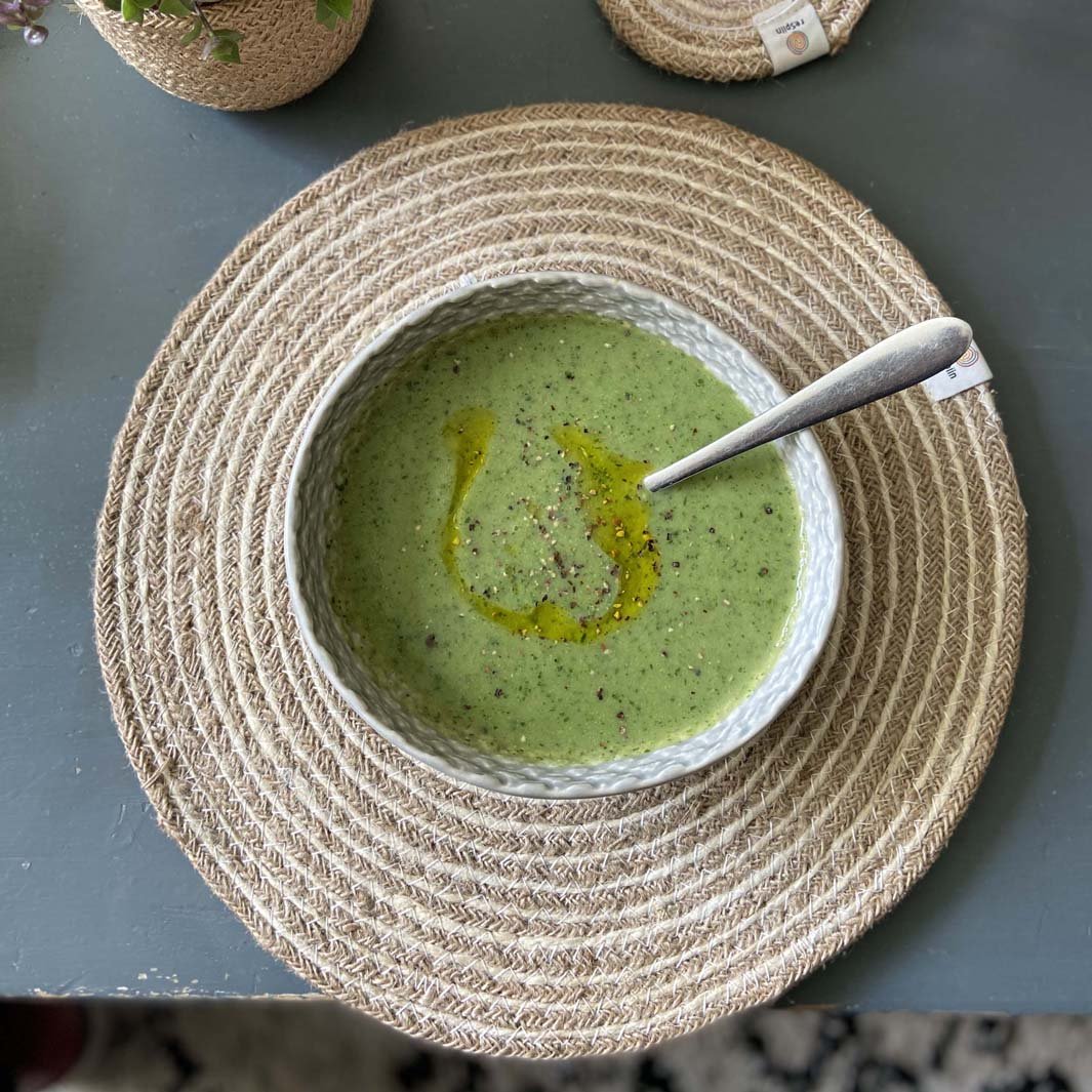 Spiral Jute Tablemat - Green Tulip