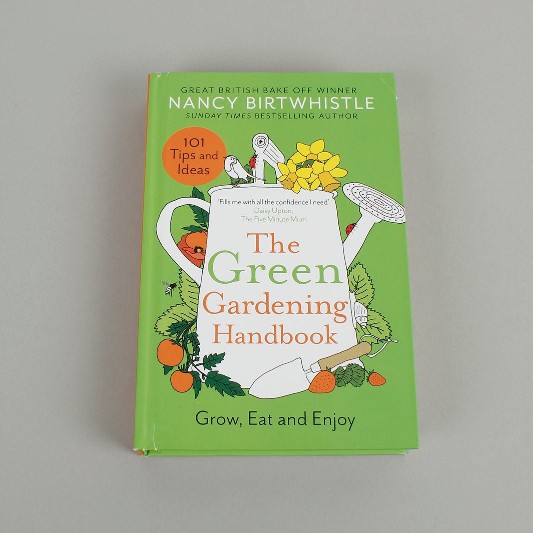 The Green Gardening Handbook - Nancy Birtwhistle - Green Tulip