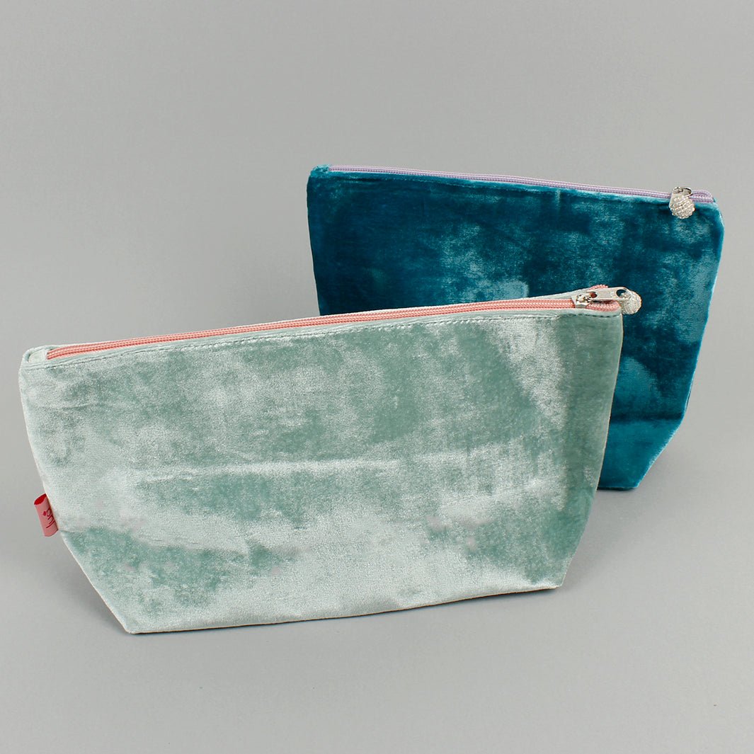 Velvet Embroidered Cosmetic Bag - Green Tulip