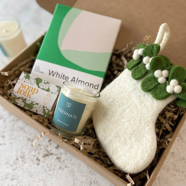 White Christmas Gift Set - Green Tulip